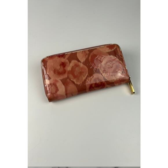Louis Vuitton Pink Floral Ikat Continental Wallet - Picture 1 of 7